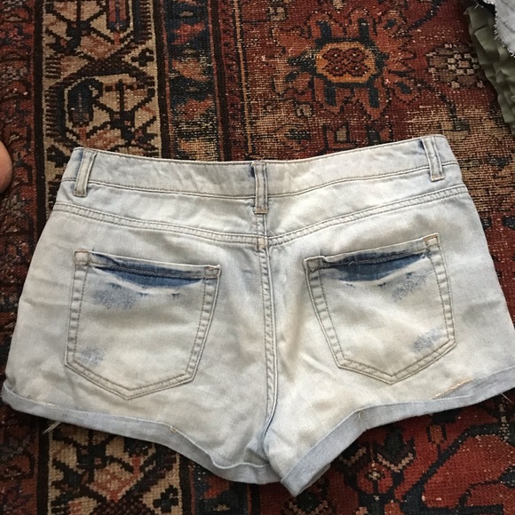 Jean Shorts - Picture 3 of 3